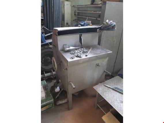 Used Schad E85-1 Loop-knotting machine for Sale (Auction Premium) | NetBid Industrial Auctions